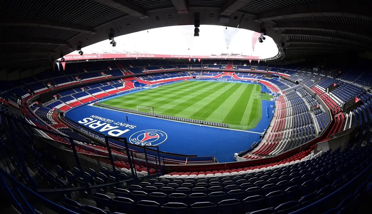 Stadion Parc Des Princes di Paris ini merupakan markas Paris Saint-Germain. Dibangun tahun 1897 dan mempunyai kapasitas penonton 48.712. (AFP/Franck Fife)