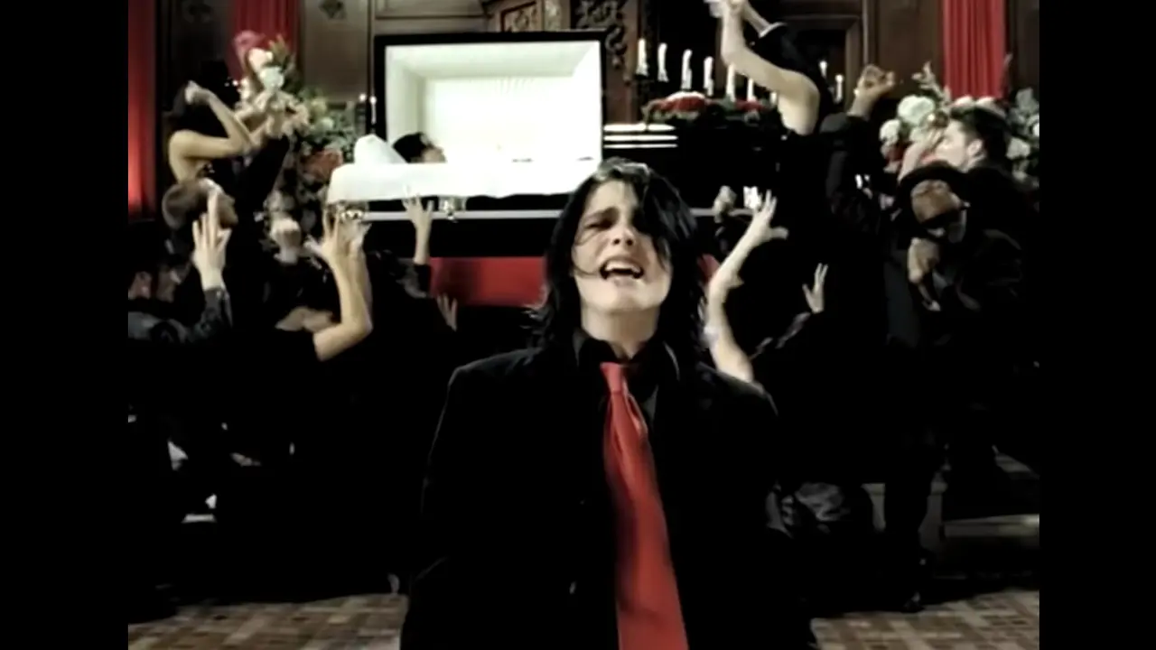 My Chemical Romance (MCR) di MV "Helena."