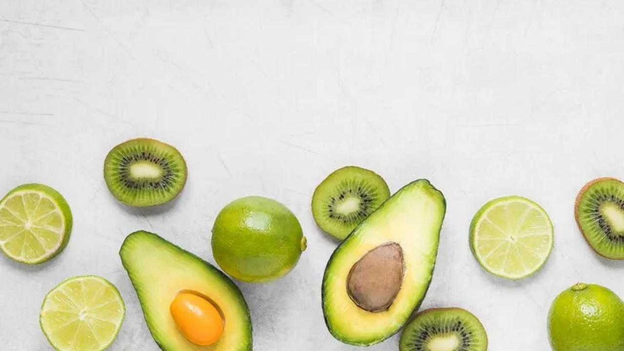 2. Campuran Kiwi dan Alpukat: Kelembapan yang Kuat