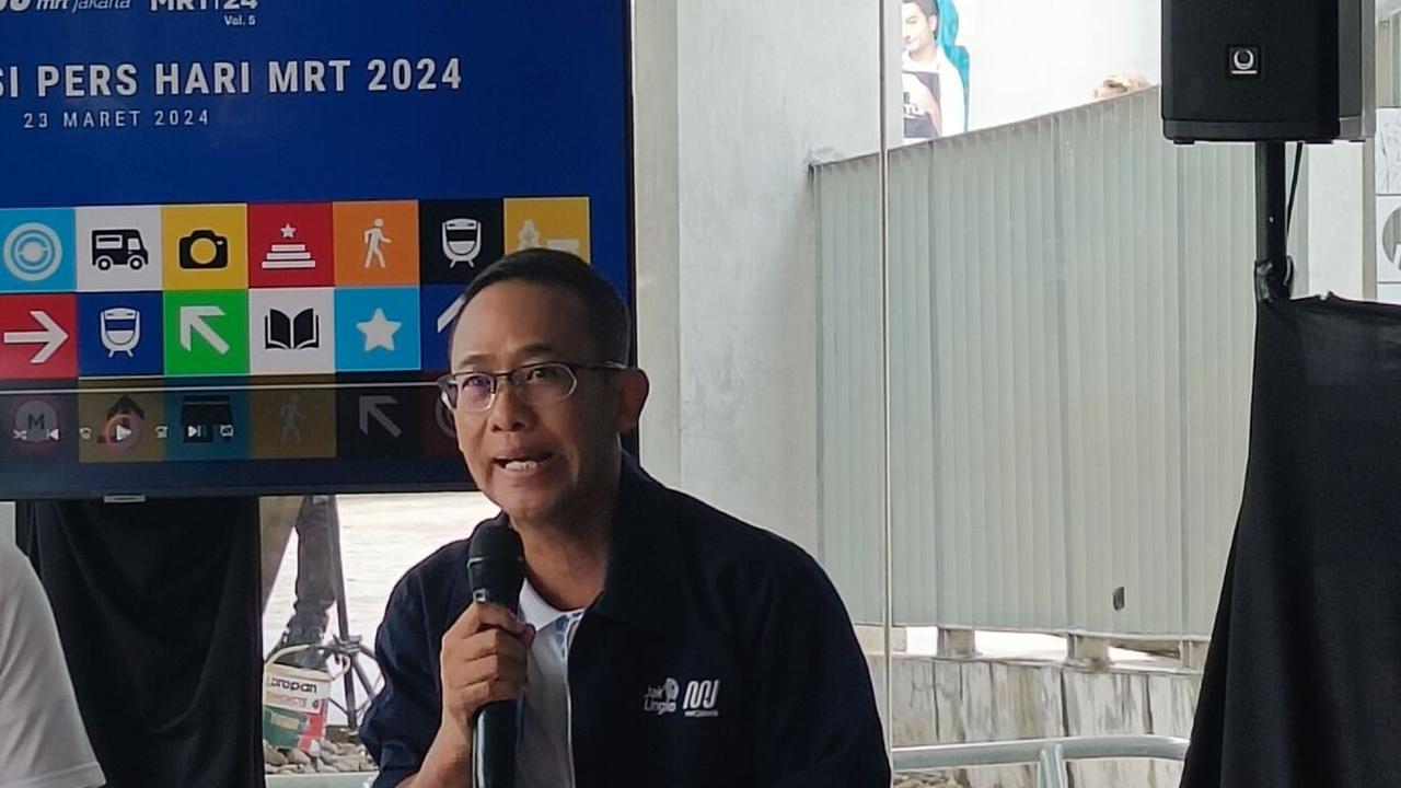 "Saat ini, penumpang berkisar di antara 91.000 penumpang 92.000 penumpang dan dalam empat bulan terakhir kita di atas 100.000 penumpang per hari,"&nbsp;