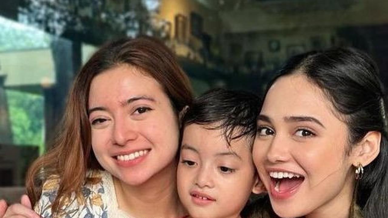 Syifa Hadju Juga Akrab Dengan Keponakannya