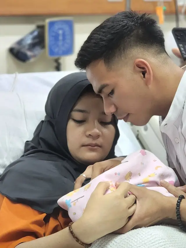 [Fimela] Ridho DA dan Syifa Aisyah