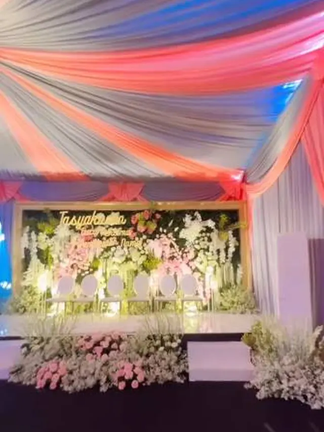 7 Momen Tasyakuran Anak Denny Caknan, Nama Lengkapnya Penuh Arti