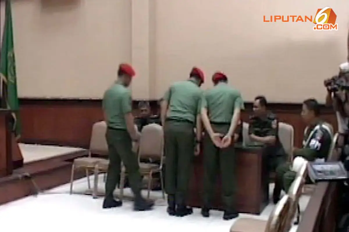 sidang-cebongan-130731c.jpg