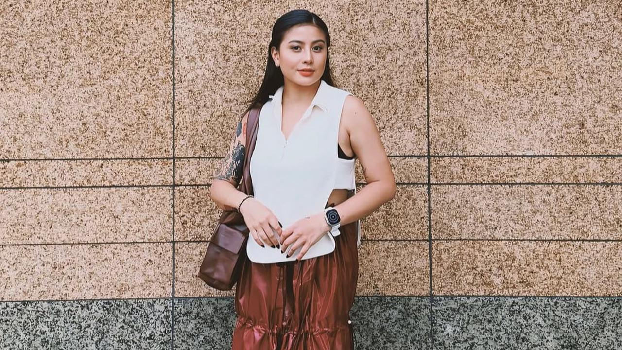 Potret Outfit Awkarin
