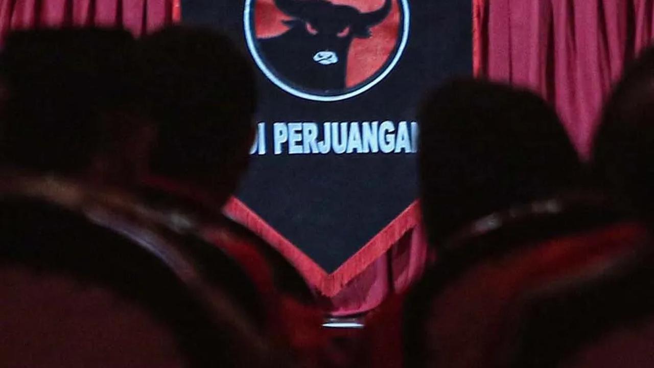 Megawati Umumkan Cawapres Ganjar Besok Usai Dengar Laporan Dinamika MK