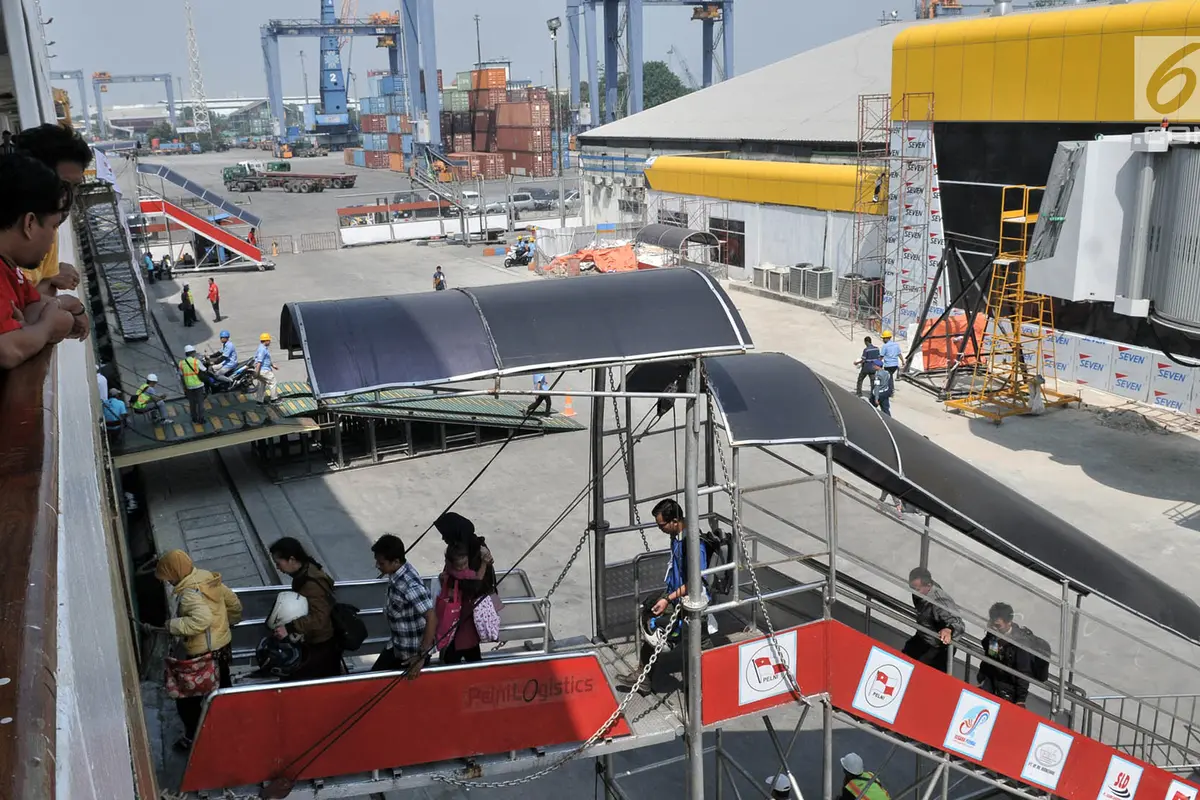 H-6 Lebaran, Pemudik Kapal Laut Terus Padati Pelabuhan Tanjung Priok
