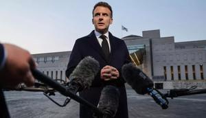 Presiden Prancis Emannuel Macron saat berada di Seoul, Korea Selatan, pada 2 April 2026. (Dok. AFP/Ludovic Marin)