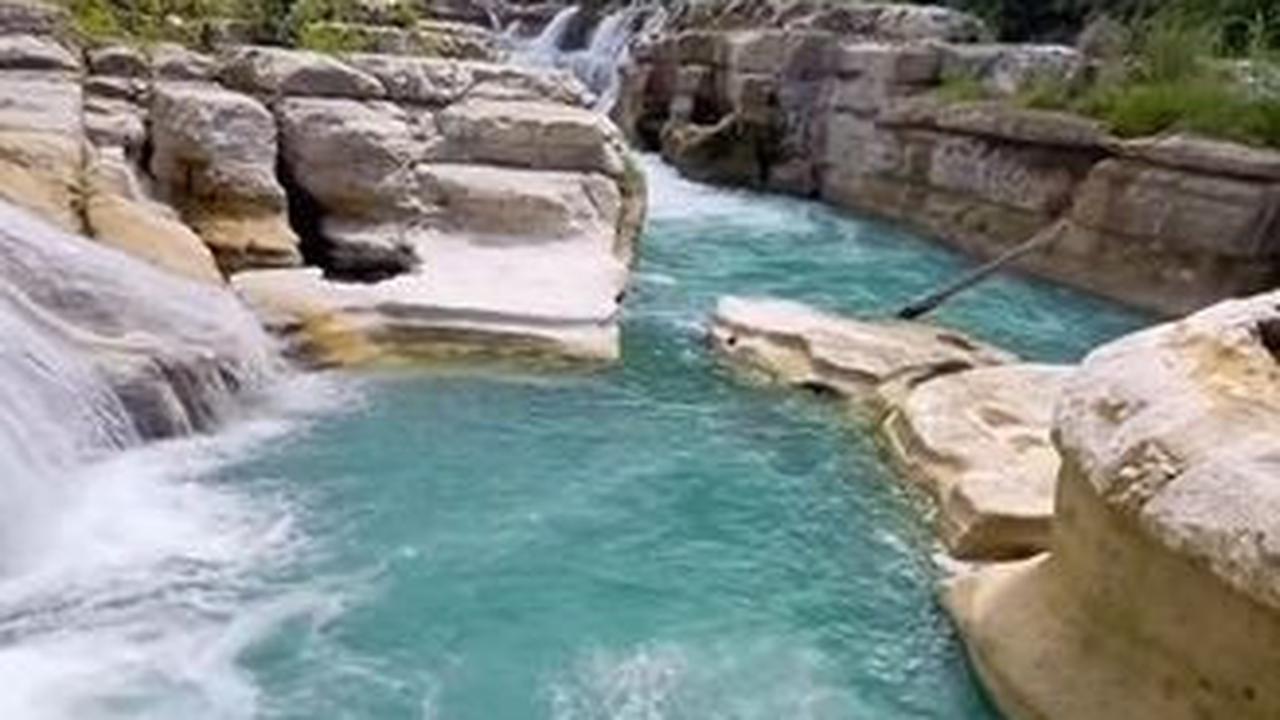 Potret Tempat Wisata Indah di Sumba<br>
