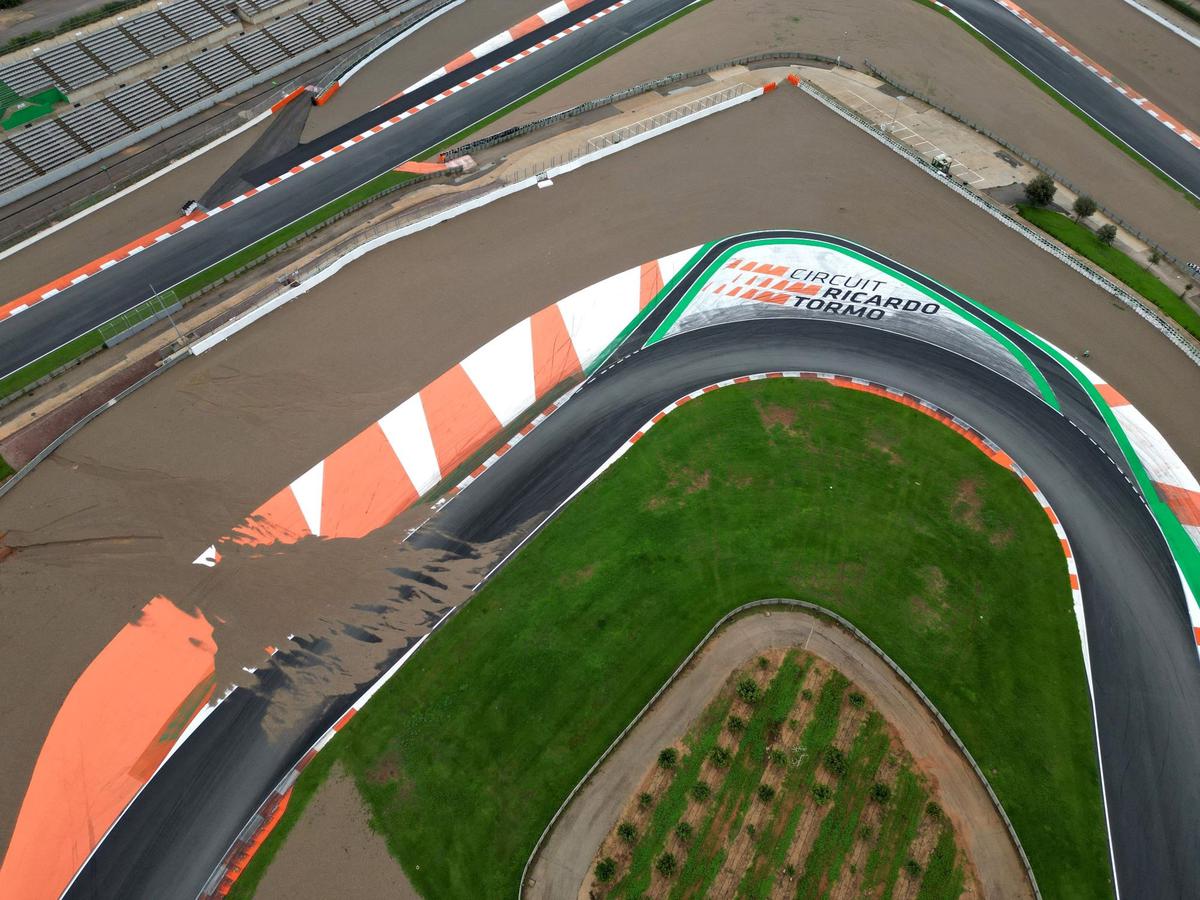 Kompleks sirkuit MotoGP Valencia rusak parah akibat banjir