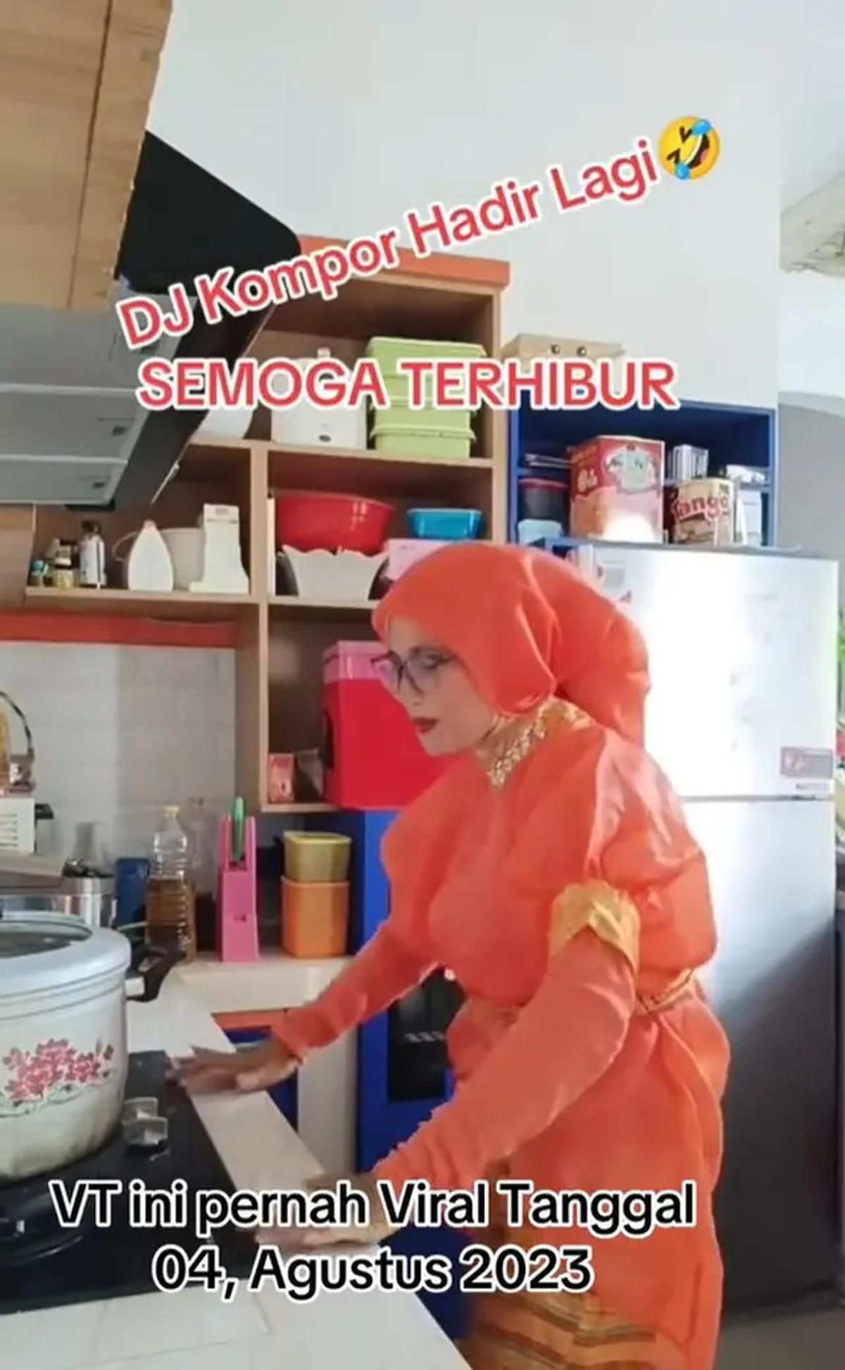 6 Potret Dapur Sederhana Rumah Nursyah Ibunda Indah Permatasari, Rapi dan Bersih