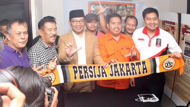 Ridwan Kamil_(Bola.com/Nicklas Hanoatubun)