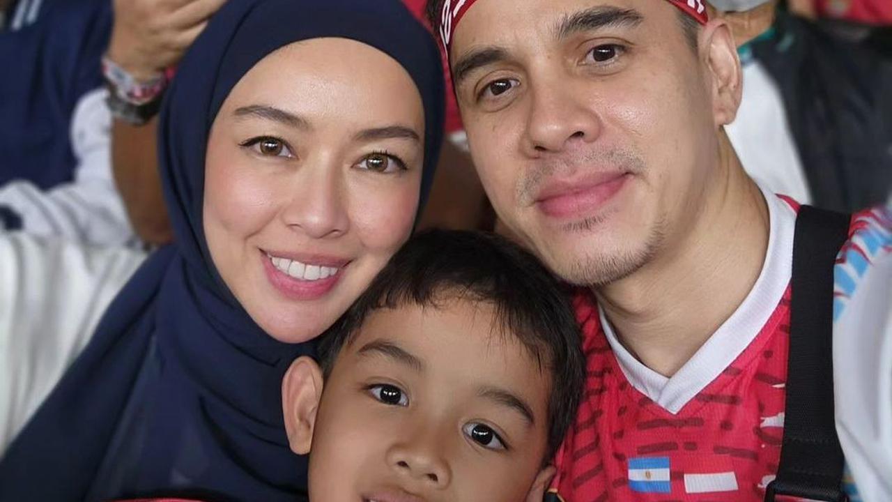 Raqilla, anak laki-laki satu-satunya dari pasangan Rionaldo Stockhorst dan Aureli, menunjukkan bakatnya dalam olahraga.&nbsp;