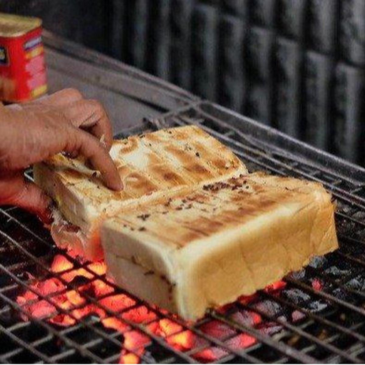 Roti Bakar 234 Bandung