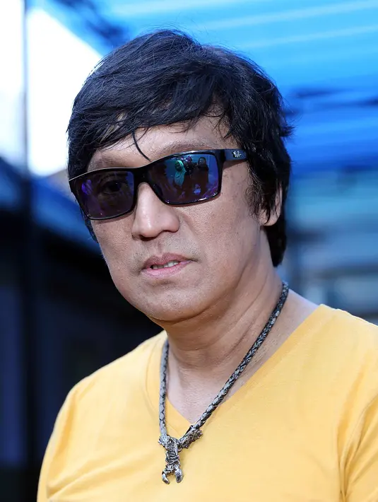 Saat acara itu, rocker itu hadir bersama dua buah hatinya pernikahannya dengan Marissa. Bahkan, tidak menyangka kalau acara itu bisa mendapatkan foto yang dinilai telah dua dasawarsa silam. (Nurwahyunan/Bintang.com)