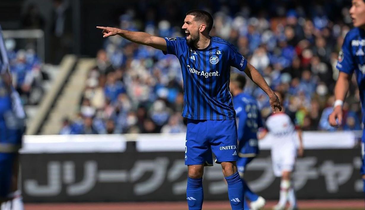 Duo pemain asing di jantung pertahanan, Ibrahim Dresevic asal Kosovo dan Jang Min-gyu dari Korea Selatan, jadi kunci utama untuk menahan gempuran-gempuran lawan. (instagram.com/ibroodresevic)