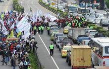 Diprediksi macet parah, polisi minta pekerja tol JORR batalkan demo
