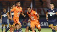 Borneo FC sukses memetik kemenangan 4-2 atas Persela Lamongan di Stadion Segiri, Samarinda, pada Kamis (19/10/2017). (twitter.com/Liga1Match)