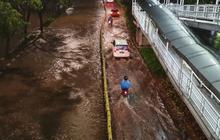Banjir dan Perbaikan Jalan Picu Pengalihan Rute Transjakarta di Jakarta