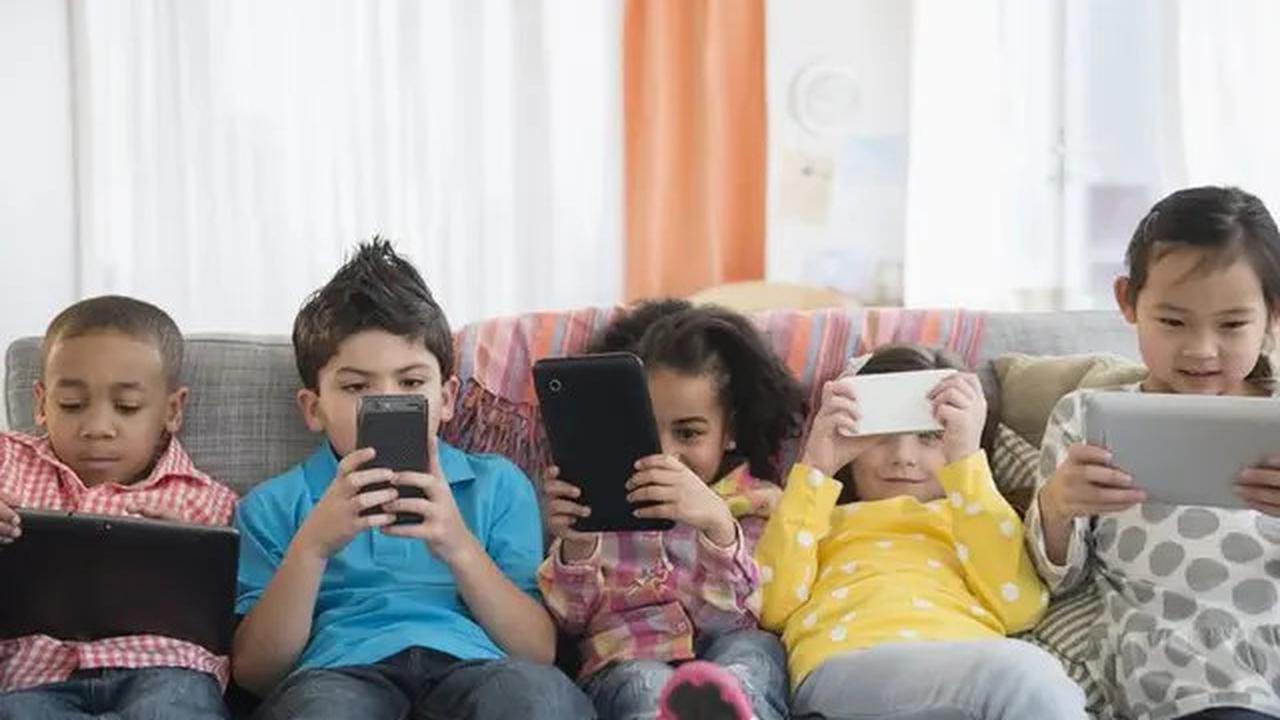 Cara Efektif Mencegah Kecanduan Gadget pada Anak