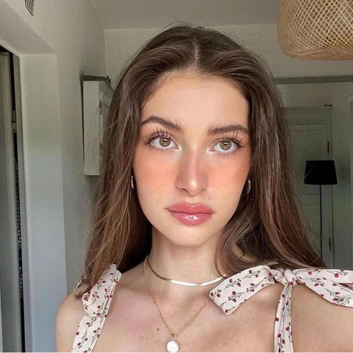 Makeup Minimalis dan Natural, Ini Perbedaan yang Sering Diabaikan