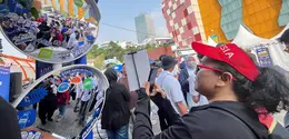 AQUA menghadirkan Teras Adem sebagai pusat pengalaman “Perayaan AQUA Ademin Indonesia” 15–22 Agustus 2026 dalam rangka HUT RI ke-81 di kawasan Blok M, Jakarta (15/8/2026). (Liputan6.com/Alfareza Ramadhani)