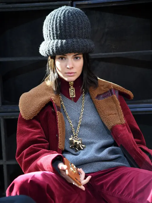 Melihat iklan yang dibintangi seorang Kendall sangat menuai kontroversi publik, seorang ahli pun ikut berbicara. Namun pendapatnya kali ini mengenai karier dan tindakan yang harus dilakukan Kendall untuk meredakan keramaian ini. (AFP/Bintang.com)