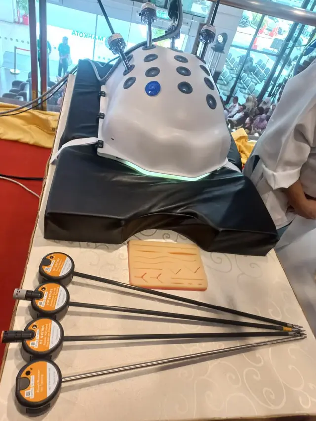 Sistem Bedah Robotik hinotori asal Jepang kini hadir di Malaysia.
