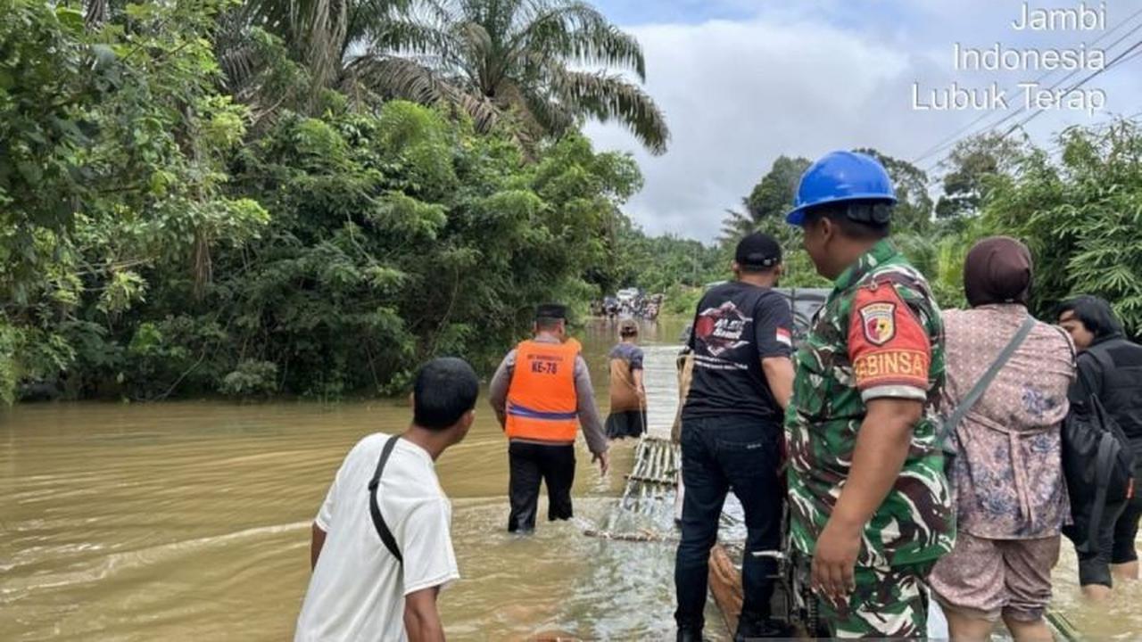 Banjir Tanjabbar Jambi Rendam Lintas Timur Sumatera, Puluhan Rumah Warga Terdampak