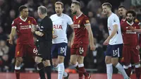 Liverpool bermain 2-2 melawan Tottenham Hotspur di Stadion Anfield, Senin (5/2/2018) dini hari WIB. (AP/Rui Vieira)