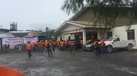 Aksi puluhan pekerja korban PHK (Foto: istimewa)