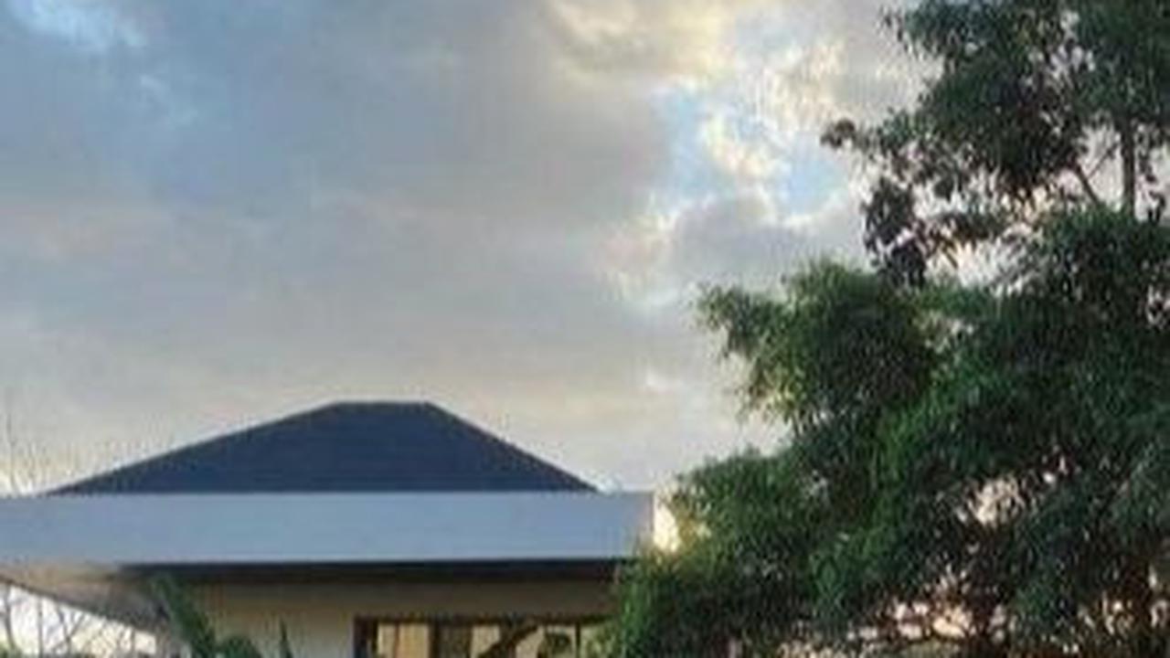 Jauh Dari Kerumunan Kota