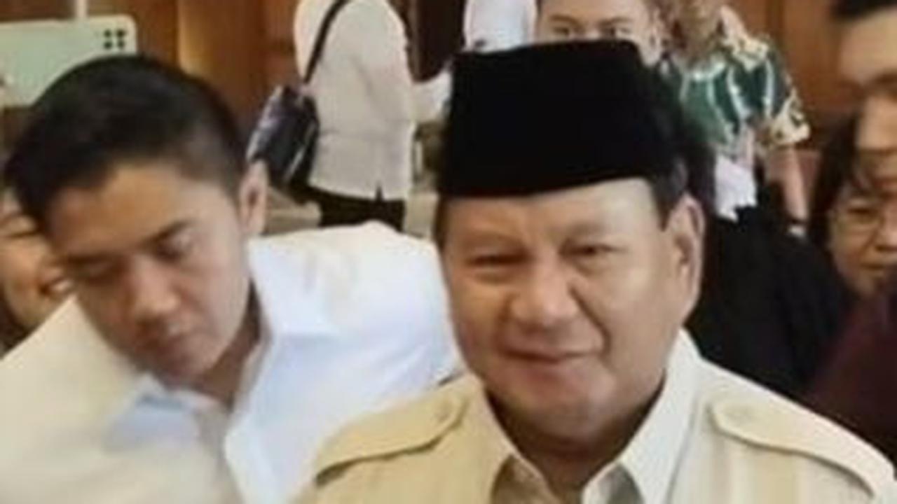 Gelar Pertemuan Tertutup dengan Ulama & Kiai  di Surabaya, Prabowo Disebut Kerucutkan 2 Nama Bacawapres