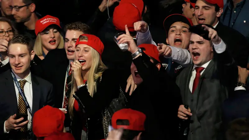 20161109-Pilpres-AS-Warga-AS-Pendukung-Donald-Trump-Reuters