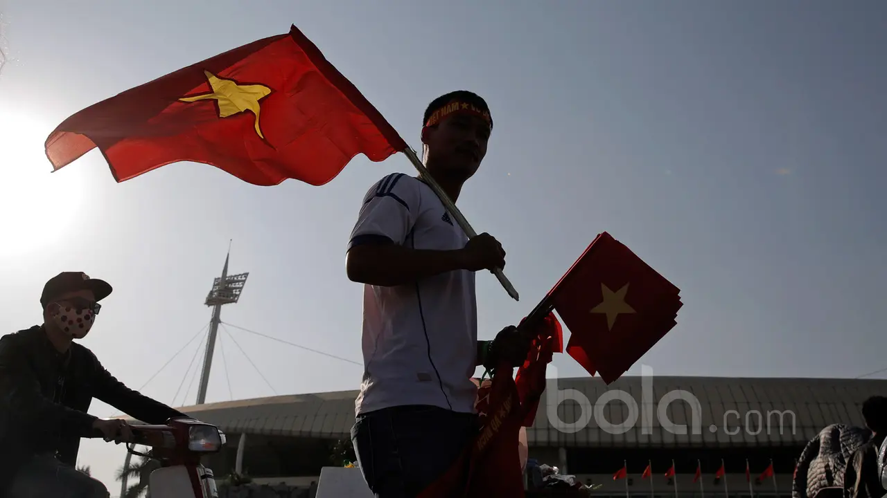 Fans Vietnam dan Suasana Sebelum Laga Semifinal  Piala AFF 2016