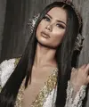 Fabienne Nicole, Miss Universe Indonesia 2023 dikenal dengan gaya fashionnya yang glamor. [Foto: Instagram/ Fabienne Nicole]
