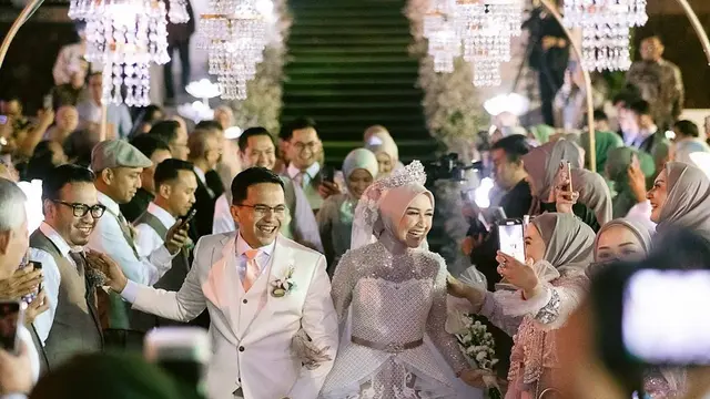 Potret pernikahan Sahrul Gunawan dengan Dine Mutiara. (Foto:Instagram/dine.pearl)
