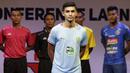 Pemain Persela Lamongan berpose saat Peluncuran Shopee Liga 1 di SCTV Tower, Jakarta, Senin (13/5). Sebanyak 18 klub akan bertanding pada Liga 1 mulai tanggal 15 Mei. (Bola.com/Vitalis Yogi Trisna)