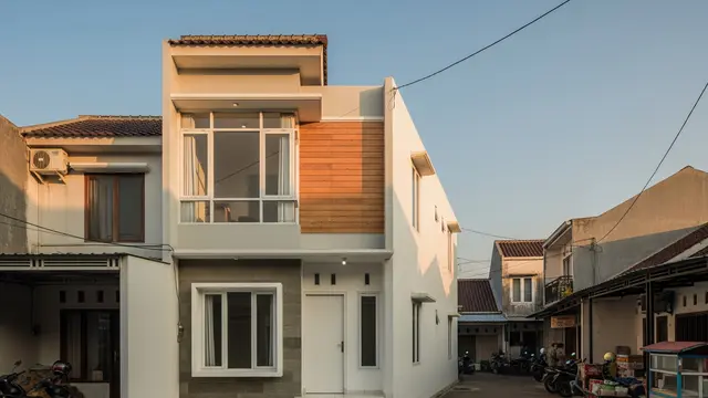 Desain Rumah 2 Lantai Memanjang ke Belakang