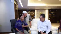 Nyak Sandang bertemu Ketua DPR Bambang Soesatyo. (Istimewa)