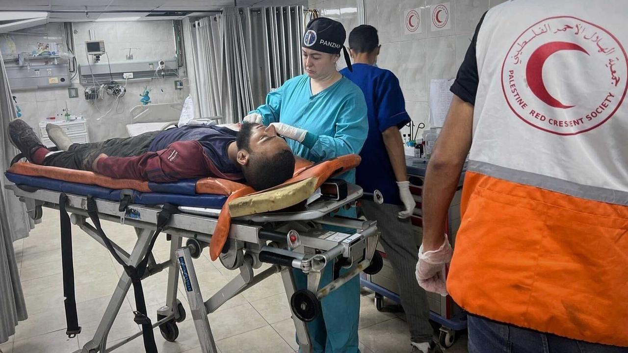 FOTO: Catatan Harian Perawat asal Amerika Serikat, Potret Runtuhnya Rumah Sakit Gaza di Tengah Serangan Israel