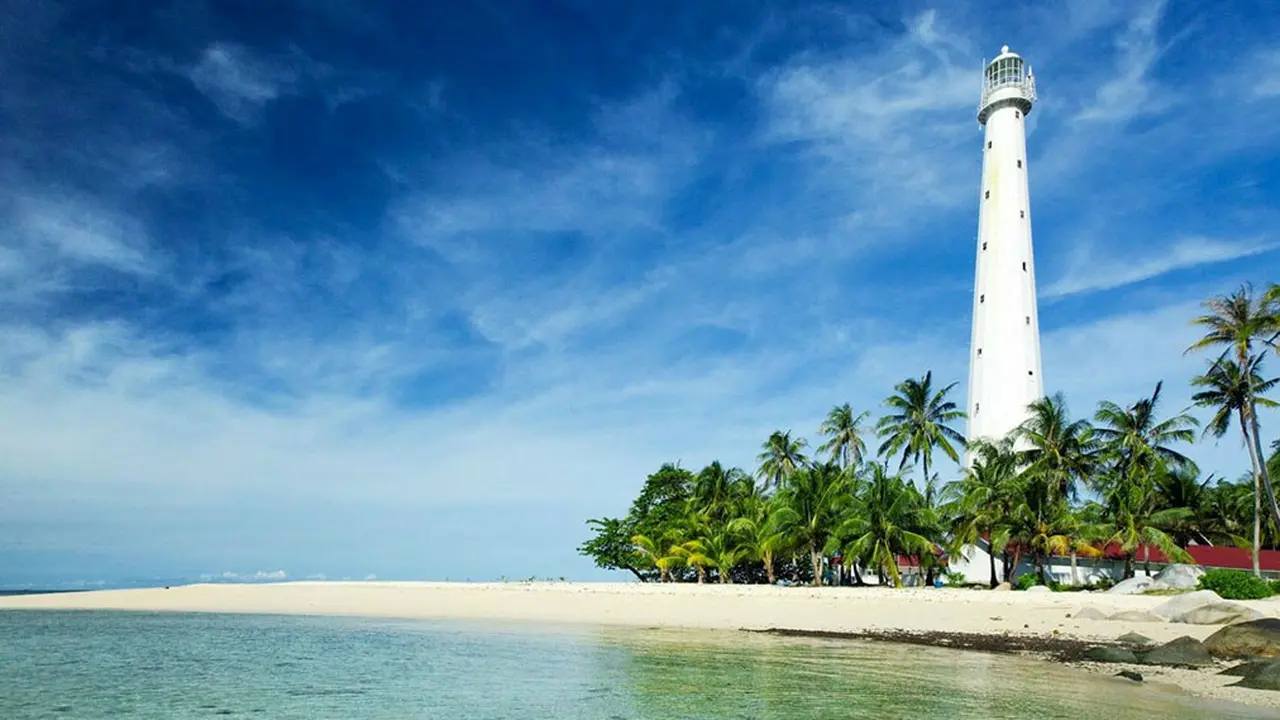 Mercusuar di Pulau Lengkuas