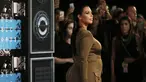 Kim Kardashian turut hadir dalam ajang MTV VMA yang diselenggarkan di Microsoft Theatre, Los Angeles, AS, Minggu (30/8/2015). Kim tetap tampil seksi meski dalam keadaan hamil. (REUTERS/Danny Moloshok)