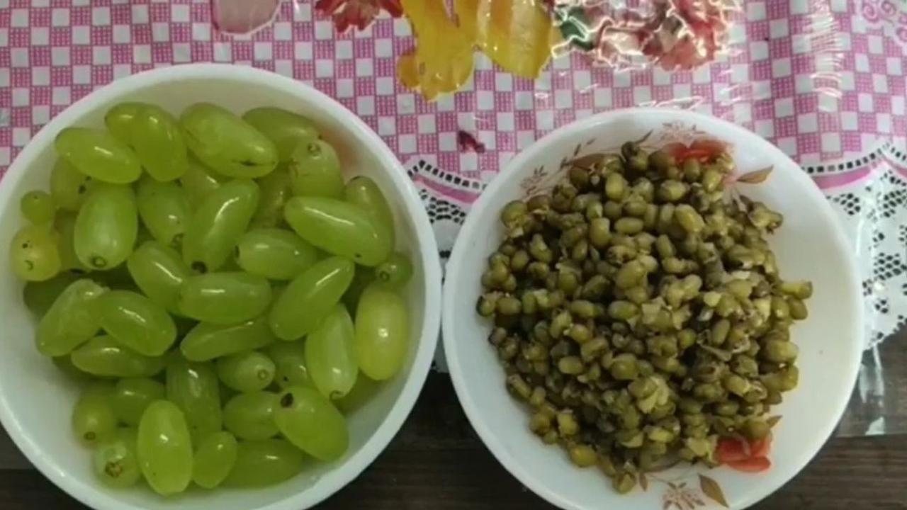 Tanpa Tepung, Ini Cara Buang Lilin dan Pestisida Buah Anggur Cuma dengan 2 Bahan Dapur