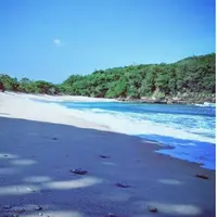 Pantai Banteng di Biltar. foto: Instagram 'aiowin'