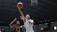 Satria Muda Pertamina Bandung berhasil meraih kemenangan 95-74 atas Tangerang Hawks pada laga pembuka IBL GoPay 2026 di Indoor Stadium Tangerang, Minggu (11/1/2026) siang WIB. (dok. Satria Muda Pertamina Bandung)