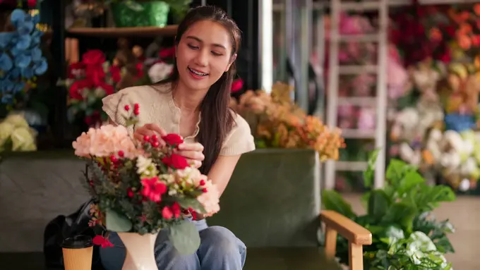 wanita agustus makin berkarisma