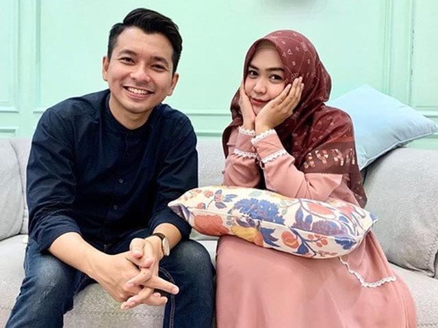 7 Potret Mesra Ria Ricis Dengan Artis Tiktok Reza Surya Didoakan Berjodoh Hot Liputan6 Com