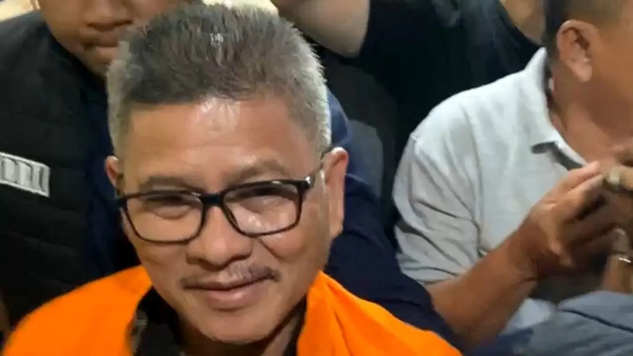 Kepala Biro Kesra Setdaporv Sulut Fereydy Kaligis usai menjalani pemeriksaan di Markas Polda Sulut pada, Kamis (10/4/2025).