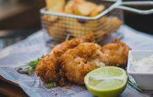 3 Resep Mudah Ayam Goreng Terasi, Hidangan yang Membuat Anda Ingin Tambah Nasi